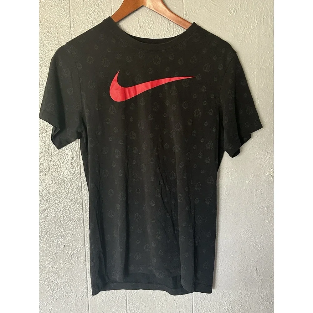 Dri-Fit‎ The Nike Tee Red Swoosh Basketball Raindrops Black T-Shirt S Athleisure
